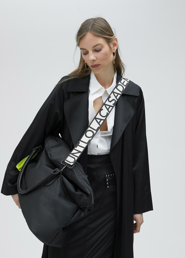 lola casademunt Bolso weekend en nylon Precio de fábrica