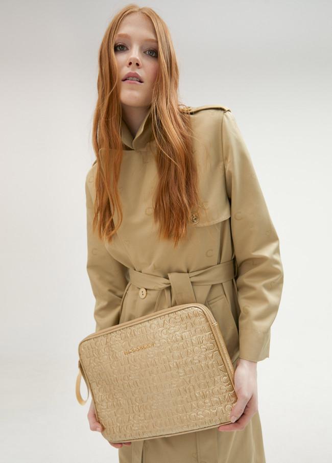 lola casademunt Funda ordenador dorada Solo hoy