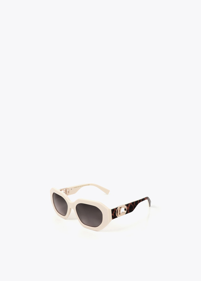 lola casademunt Gafa hexagonal detalle animal print