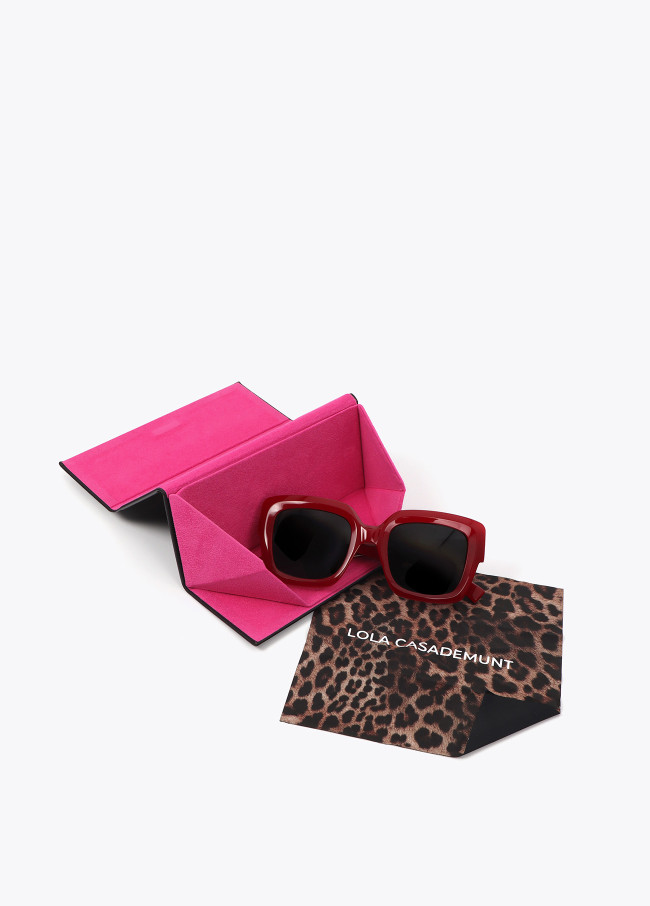 lola casademunt Gafa cuadrada color rojo y animal print Promoción por tiempo limitado