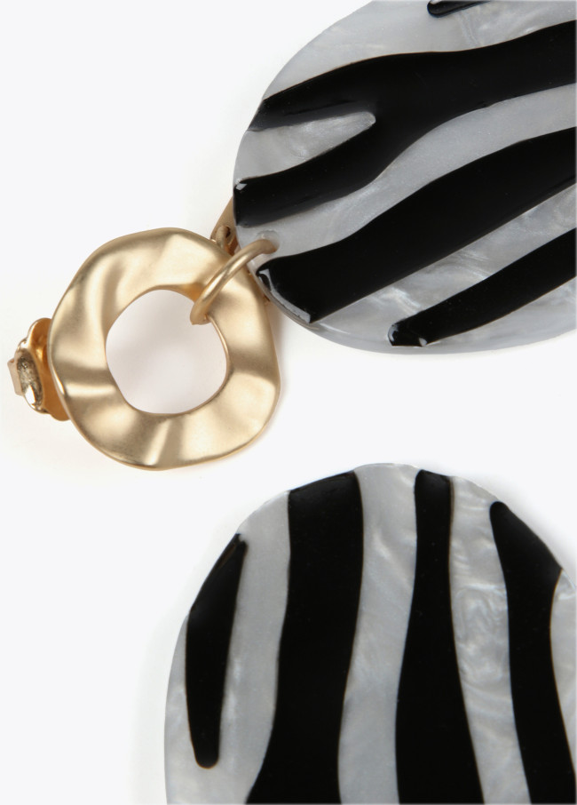 lola casademunt Pendientes efecto animal print zebra Venta caliente