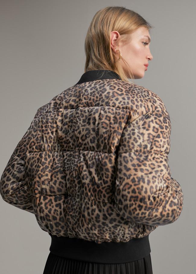 lola casademunt Anorak animal print Limitado a 3 días