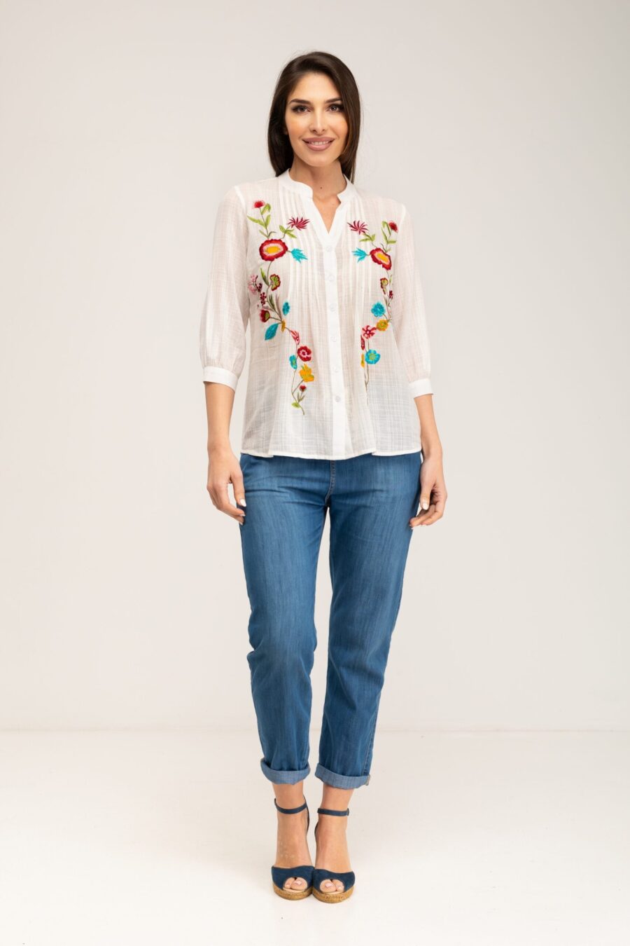 peace&love by calao BLUSA LISA CON BORDADOS 2025