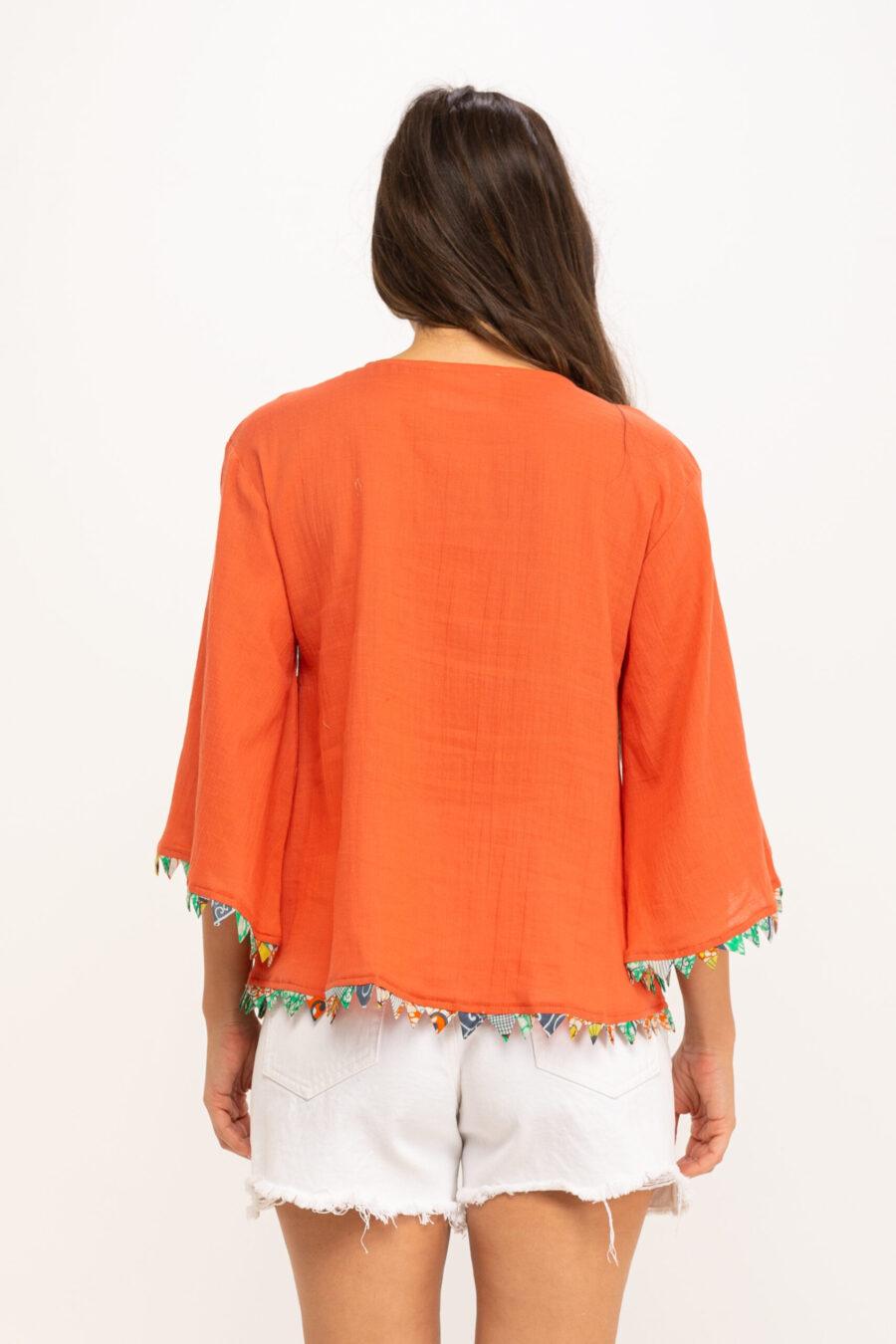peace&love by calao BLUSA LISA BORDADA EN COLORES En línea