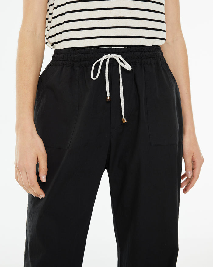 system action Pantalón recto con bolsillos plastrón Envío internacional gratuito
