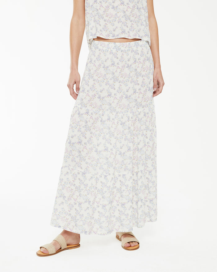 system action Falda midi con estampado de flores y volantes Ofertas especiales