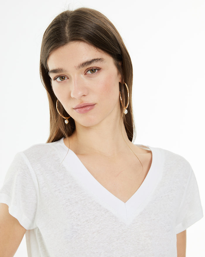 system action Camiseta de lino de cuello pico con detalle tira fantasía Venta caliente