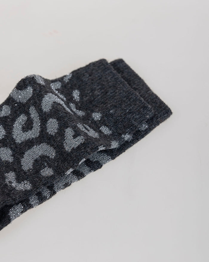 system action Calcetines animal print En oferta