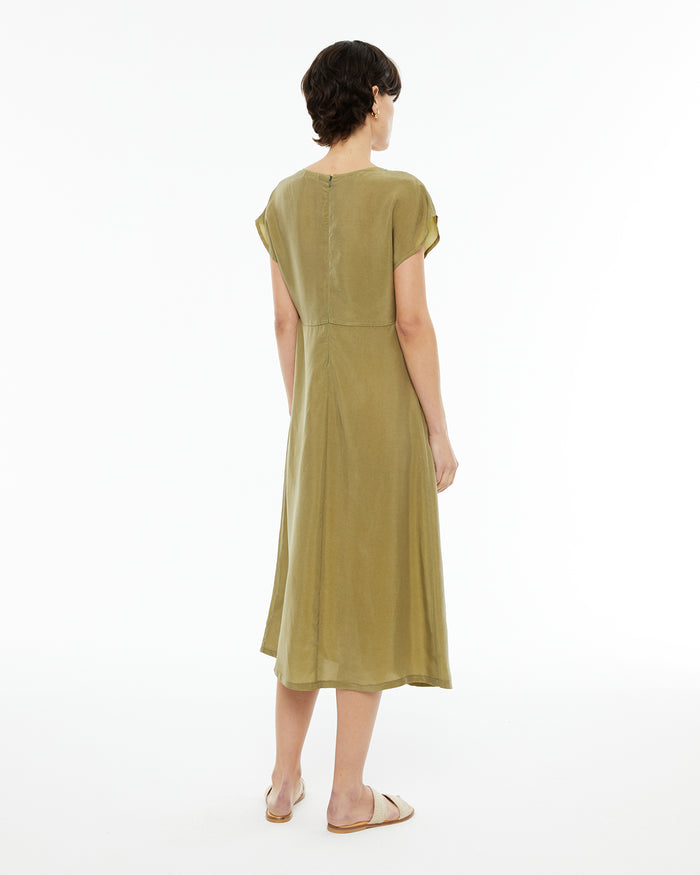 system action Vestido midi de cupro con cuello pico Outlet online