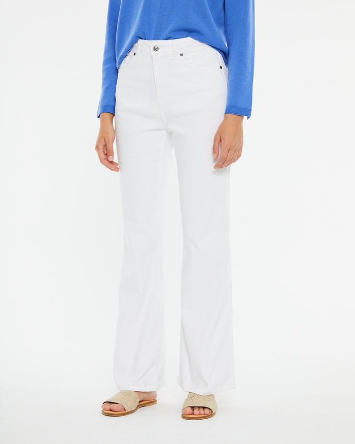 system action Pantalón denim fit flare blanco de tiro medio Rebajas online