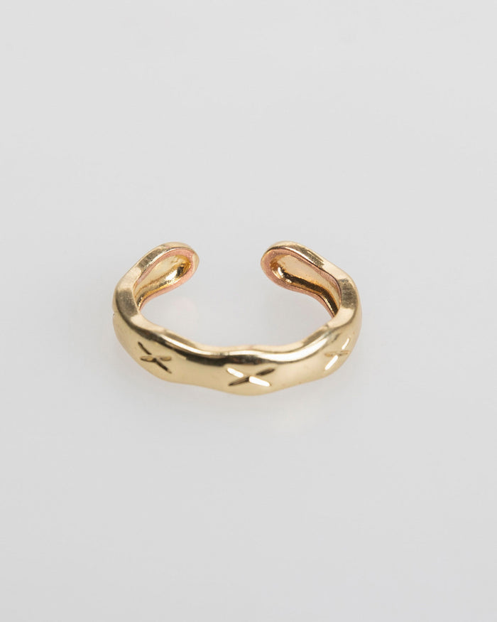 system action Pack tres anillos color oro con relieve Ofertas de temporada