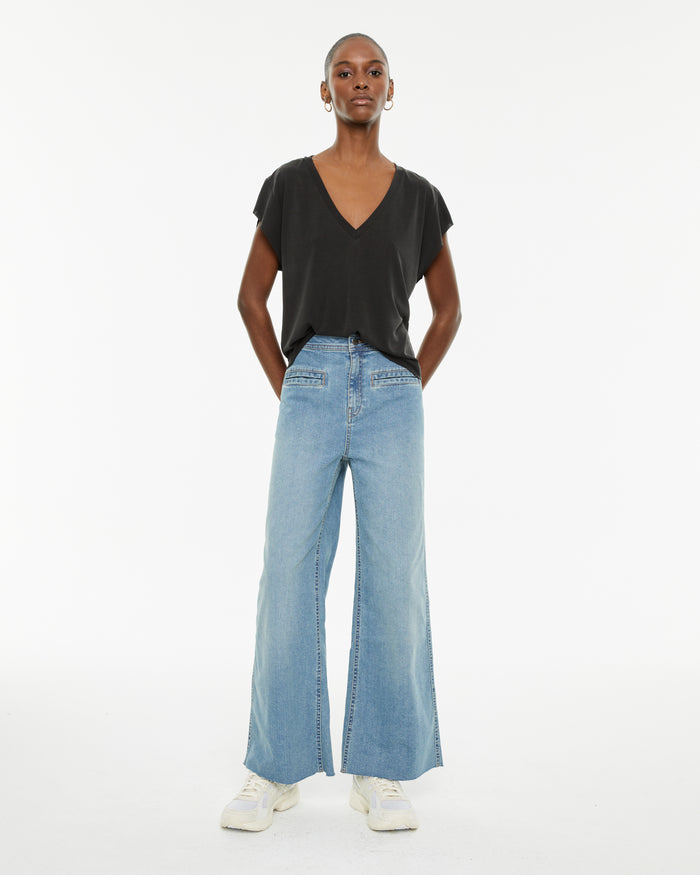 system action Camiseta fluida oversize escote pico sin mangas Outlet online