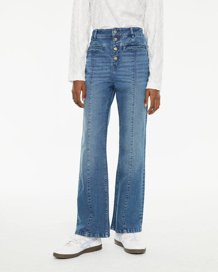 system action Jeans rectos flare fit detalle costura centro pierna Rebajas top