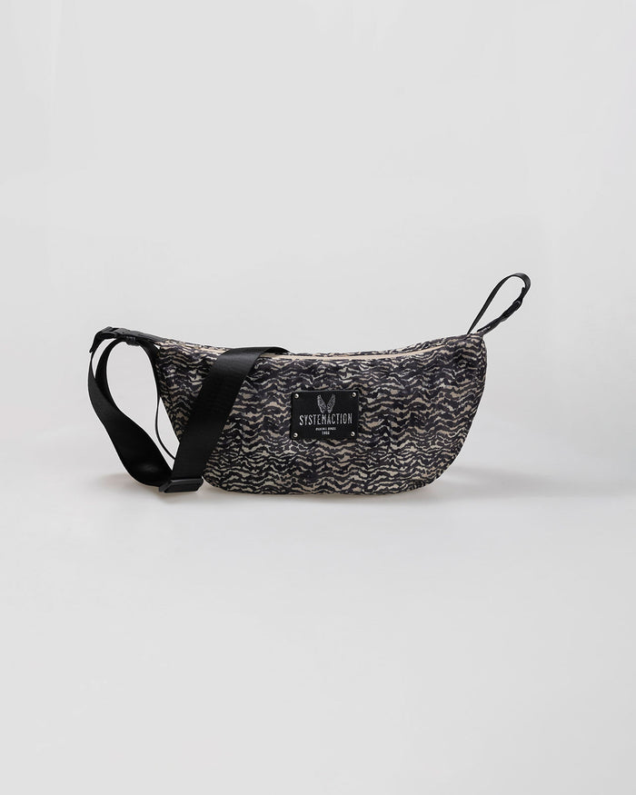 system action Bolso nylon estampado tipo riñonera