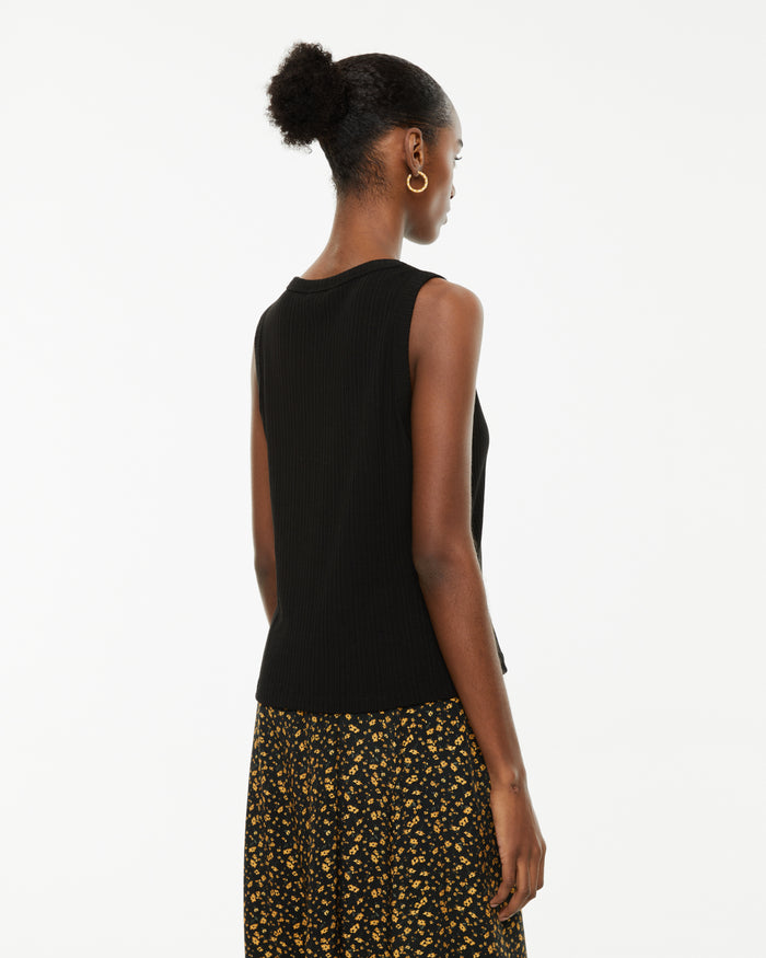 system action Top ajustado escote halter sin mangas COMPRAR AHORA