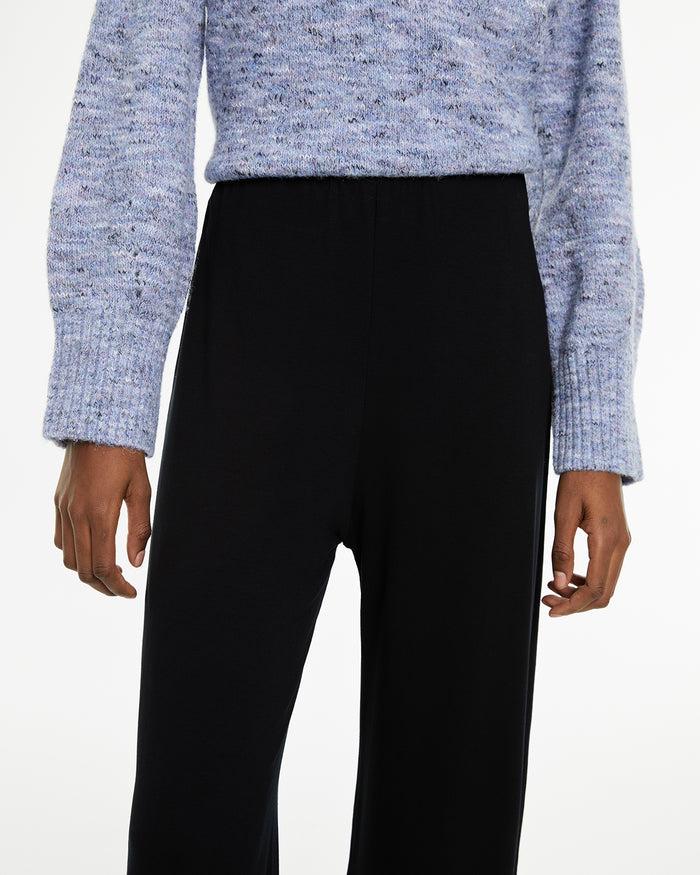 system action Pantalón básico elástico evasé con goma cinturilla Rebajas