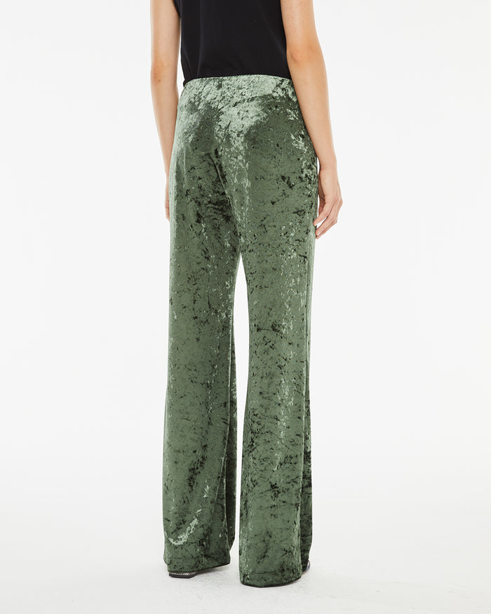 system action Pantalón largo ajustado velvet Mejor oferta