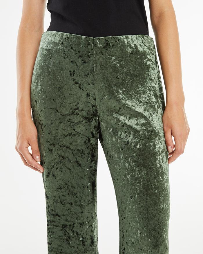system action Pantalón largo ajustado velvet Mejor oferta