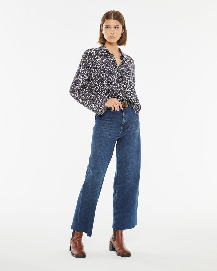 system action Camisa estampada cuello camisero y manga larga Devoluciones gratuitas