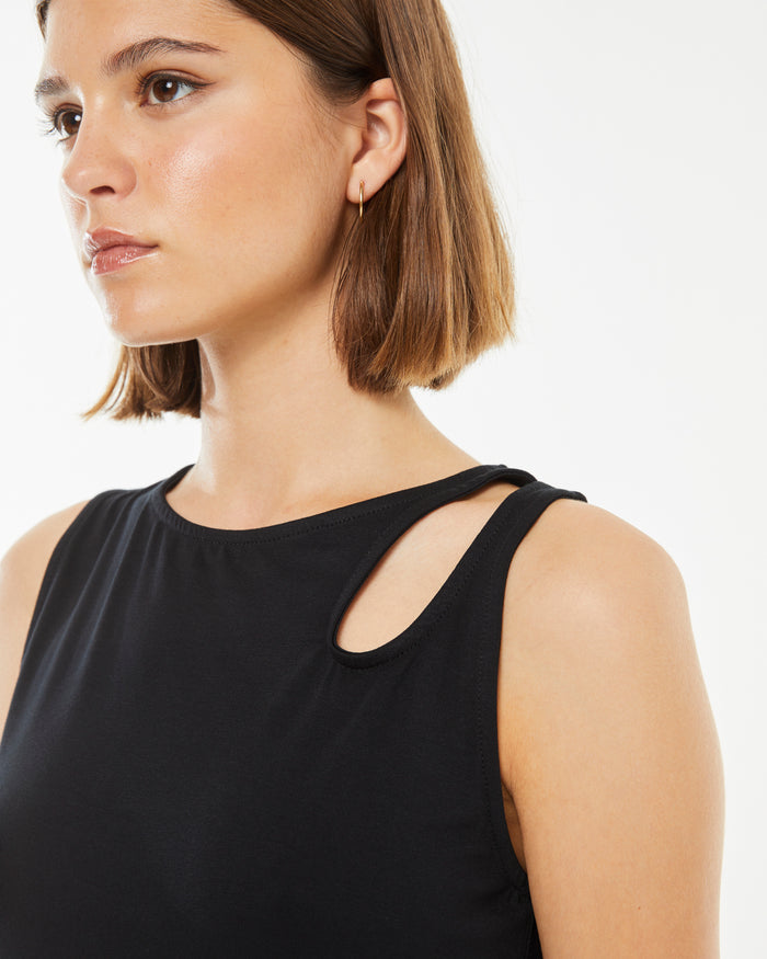 system action Top ajustado de canalé cut out Ofertas