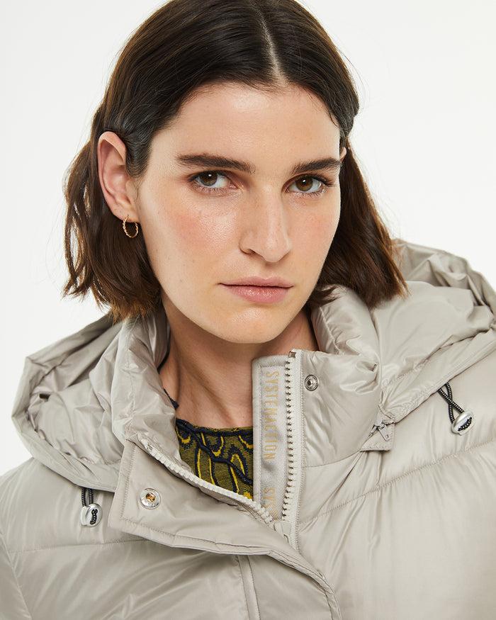 system action Anorak midi acolchado con capucha cierre frontal cremallera Rebajas online