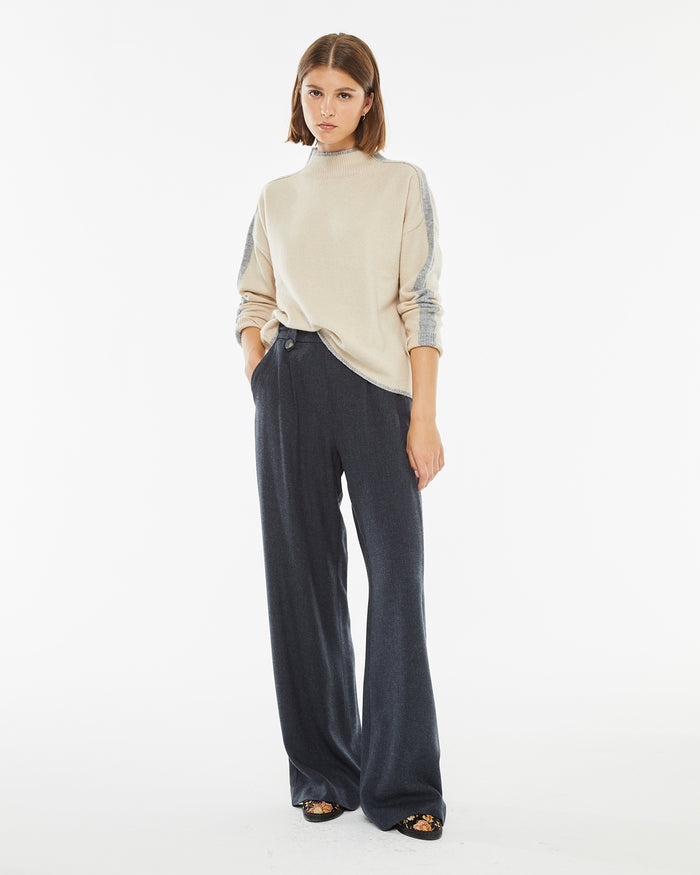 system action Pantalón largo relaxed fit pliegues en delantero
