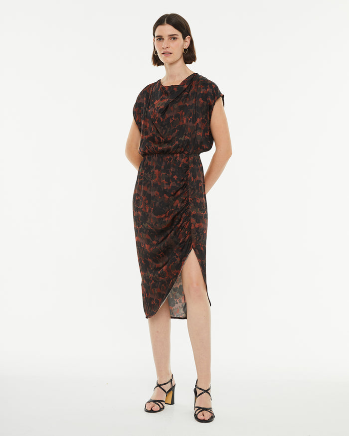 system action Vestido midi asimétrico estampado drapeado
