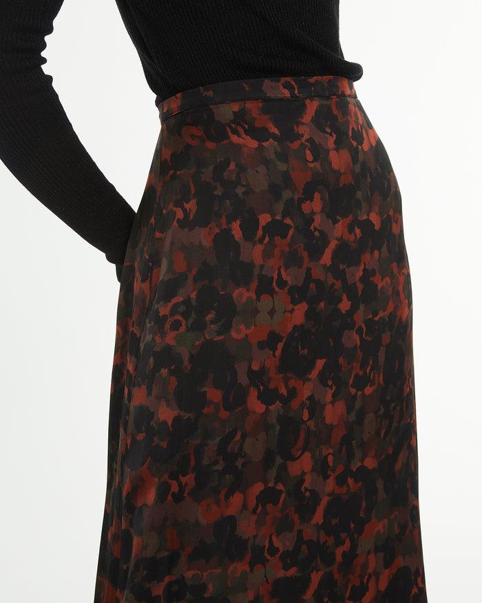 system action Falda midi estampada evasé con cremallera invisible En línea