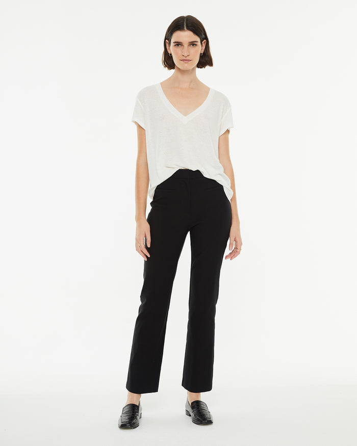 system action Pantalón elástico estilo capri flare