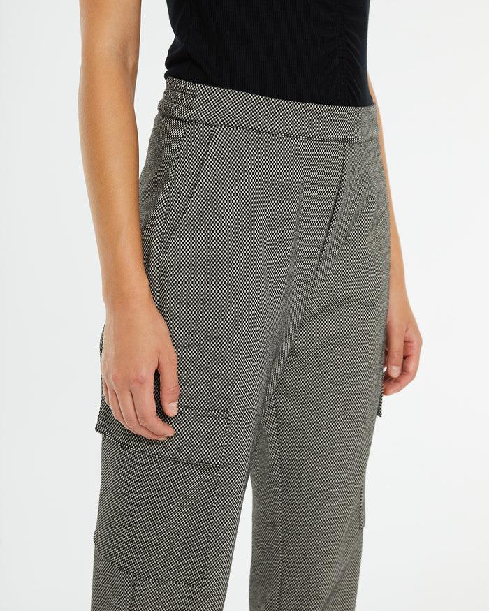 system action Pantalón jogger jacquard bolsillos cargo Los más vendidos