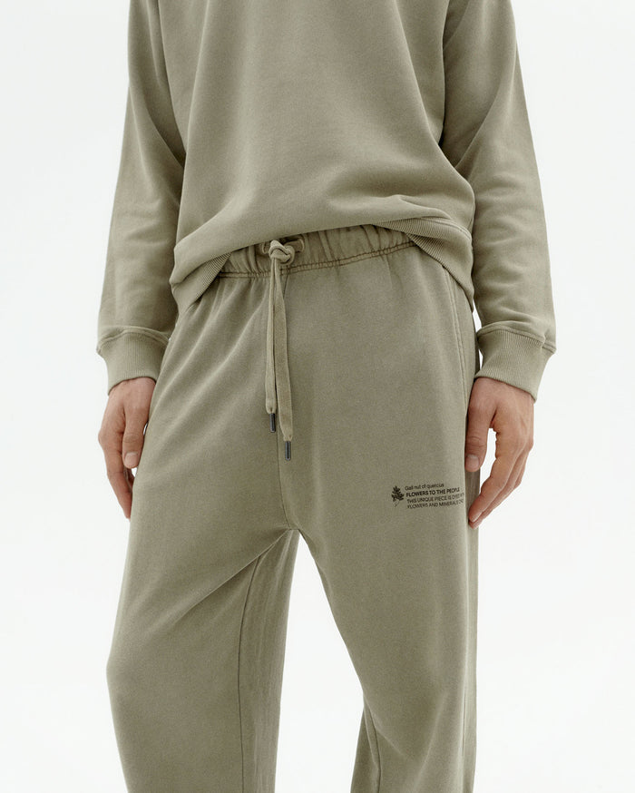 thinking mu Chándal Nut tinte natural unisex Envío gratis