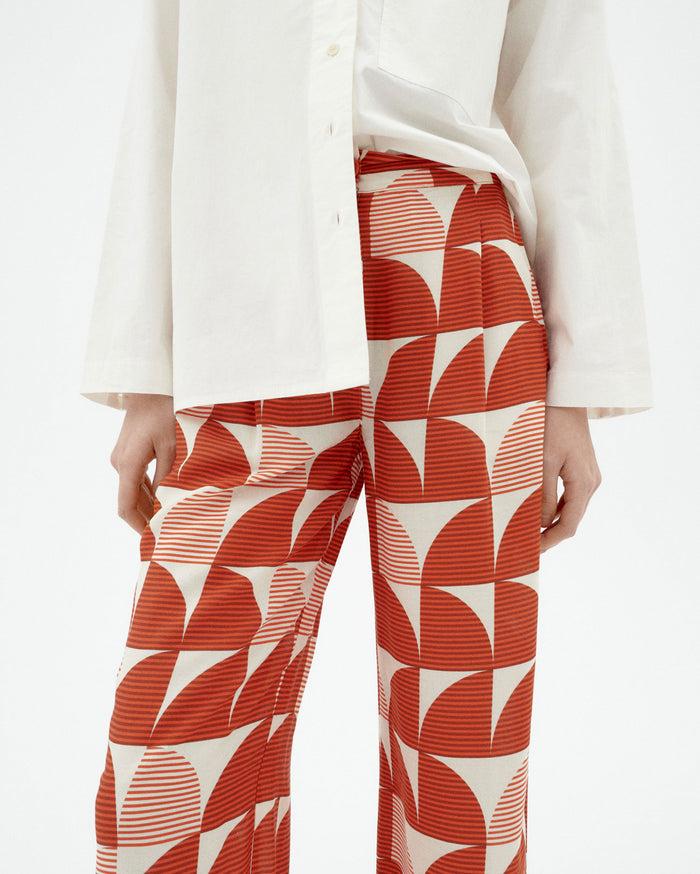 thinking mu Pantalón rojo shrubbery Manolita Superdescuento