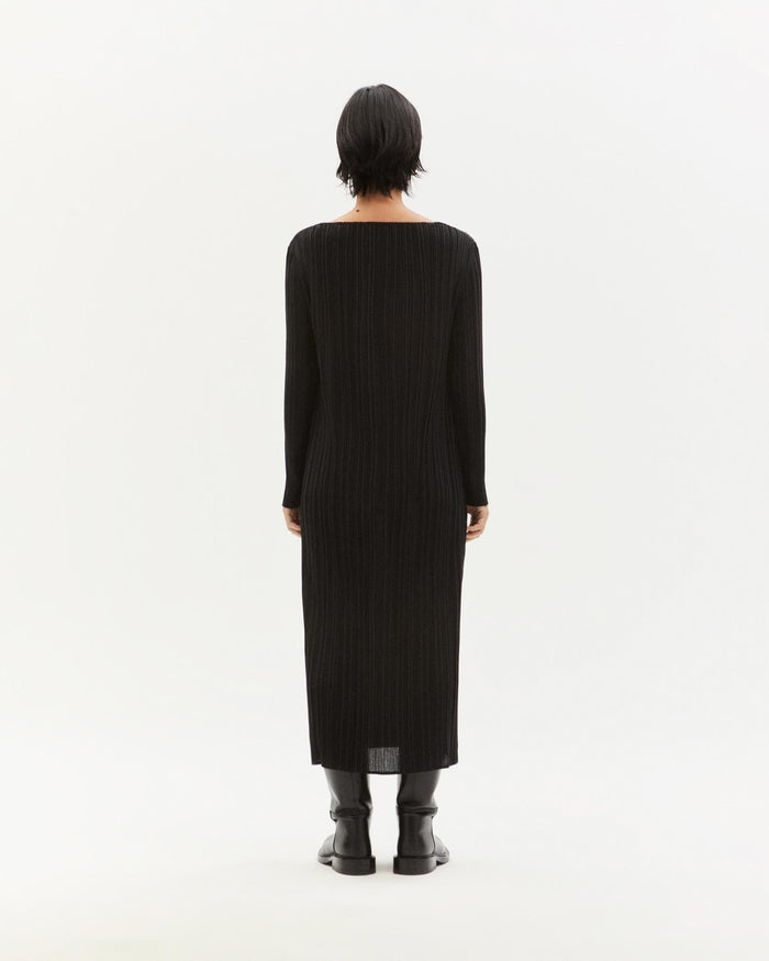 thinking mu Vestido negro plisado Myrtle Superdescuento