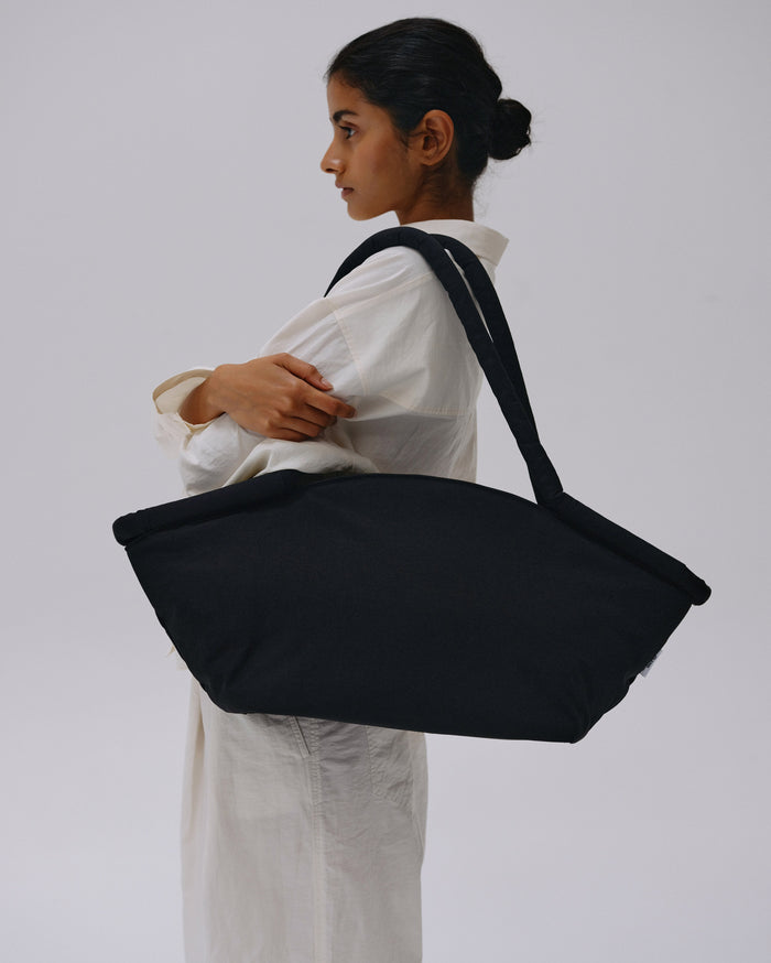 thinking mu Black Haku bag Último día