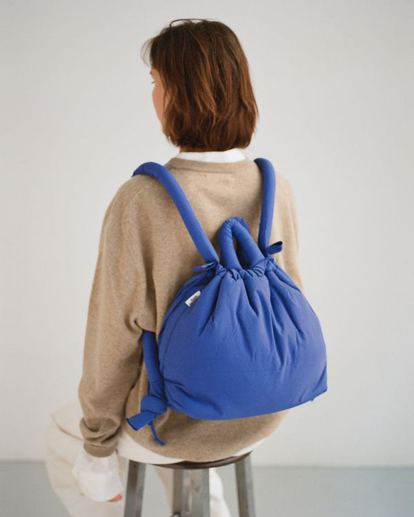thinking mu Cobalt blue Ona soft bag Superdescuento