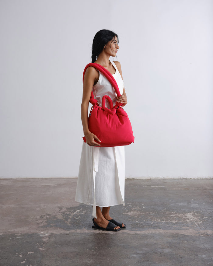 thinking mu Red Ona soft bag Oferta exclusiva