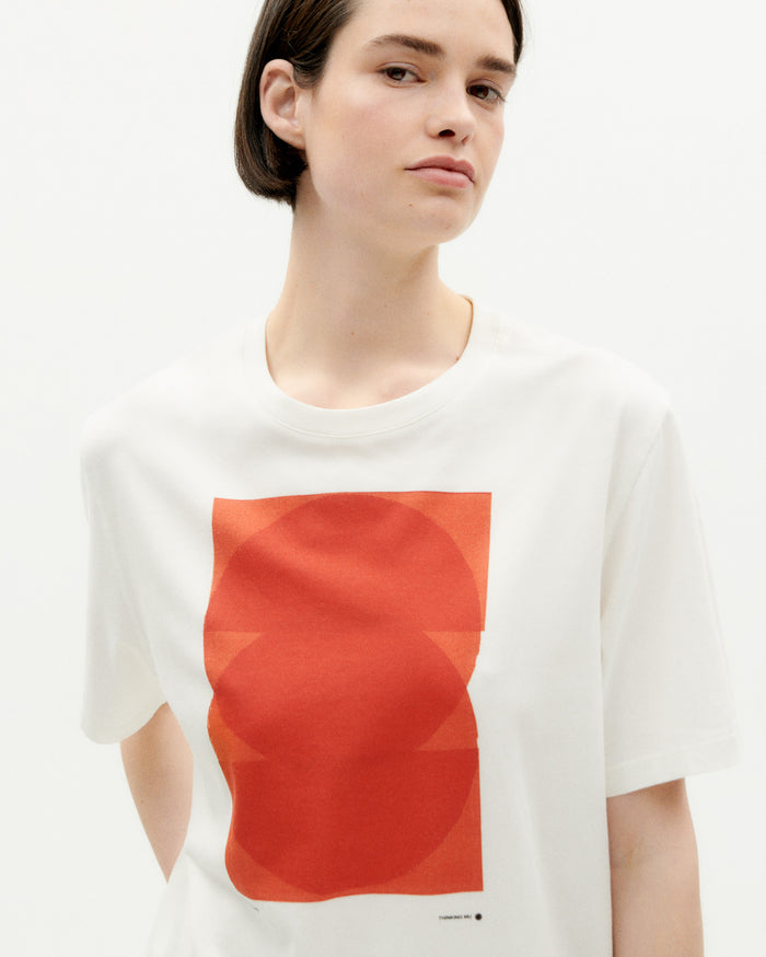 thinking mu Camiseta blanca art 2 Lucia Venta caliente
