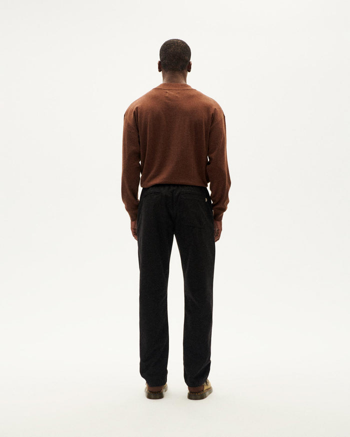 thinking mu Pantalón negro Travel Gran oferta