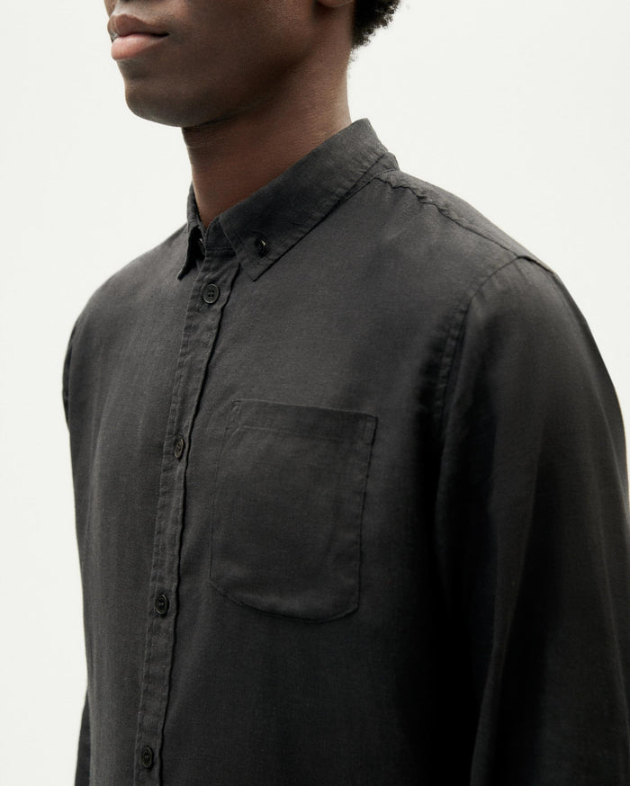 thinking mu Camisa negra hemp Ant Solo queda un día