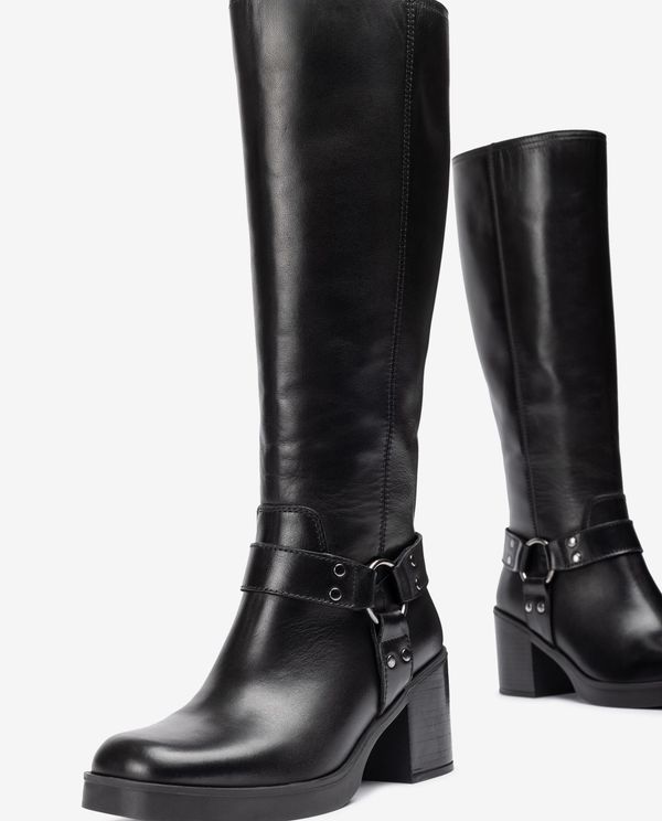 unisa Bota motera con adorno En oferta