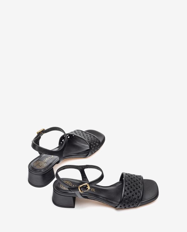 unisa Sandalia de piel con picados COMPRAR AHORA