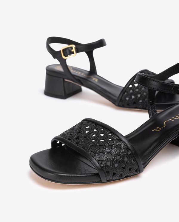 unisa Sandalia de piel con picados COMPRAR AHORA