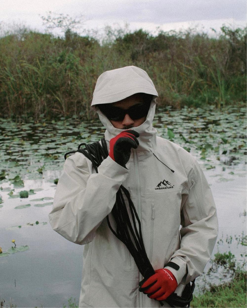 urbanature Rain Jacket V1- Bone White Superdescuento