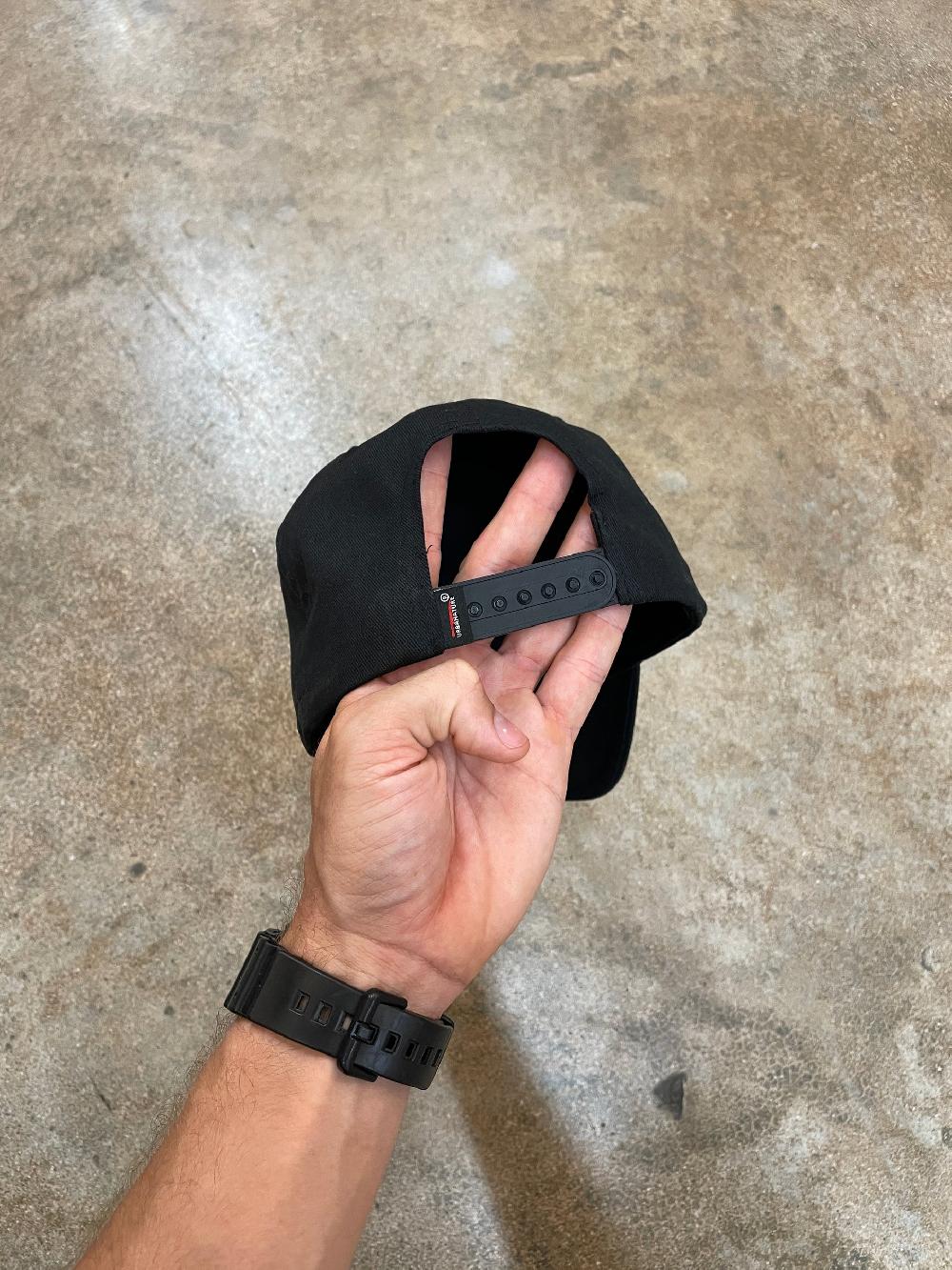 urbanature Hat- Black Ahorra y exporta
