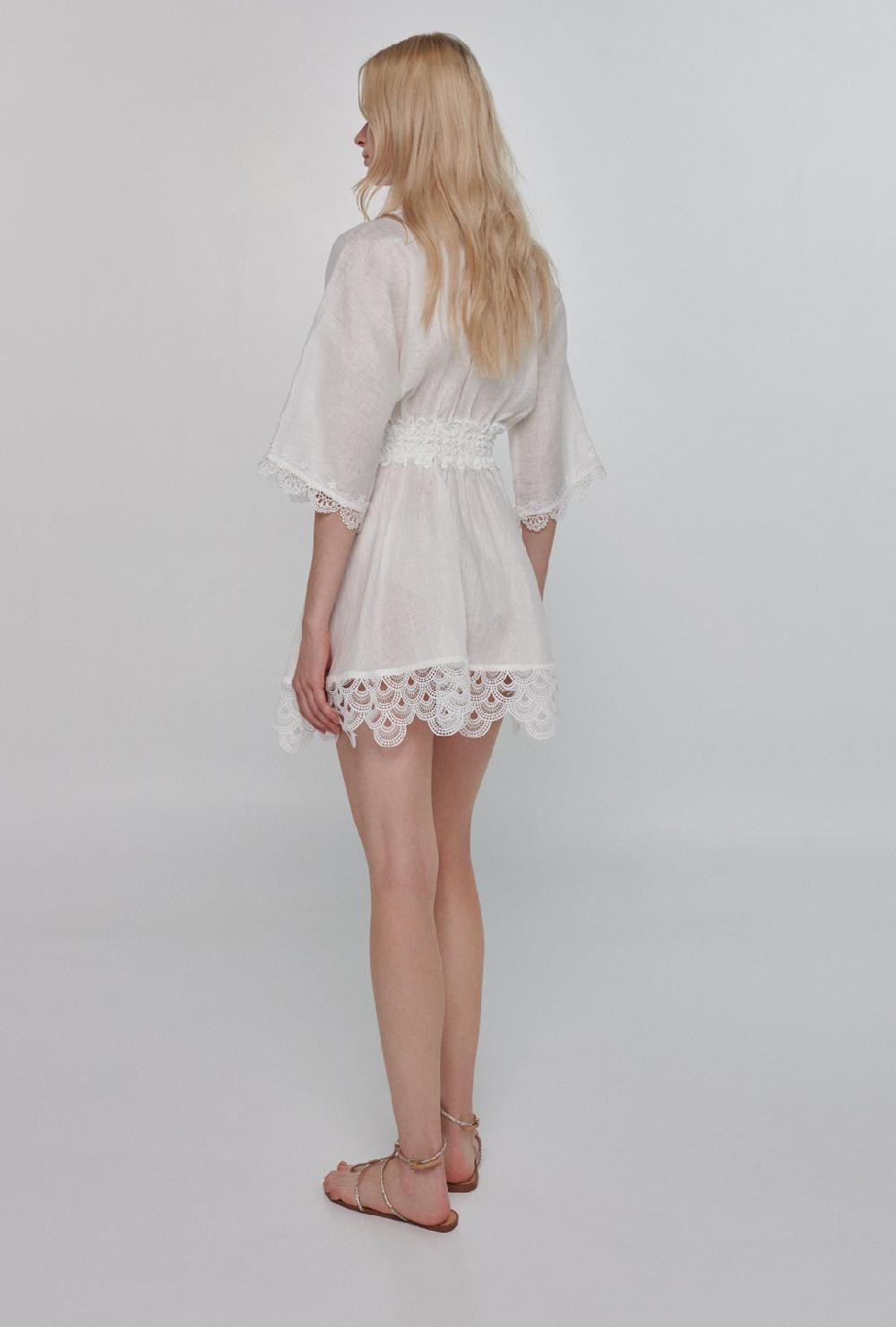 waimari GABRIELLA KIMONO WHITE Envío internacional gratuito