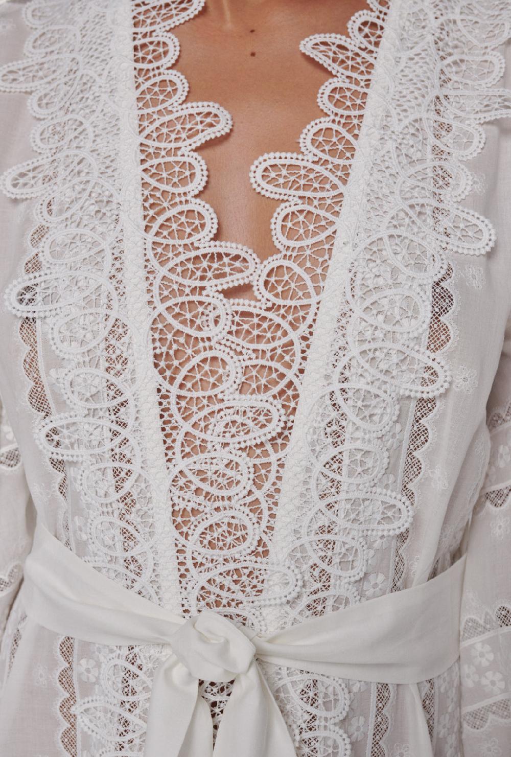 waimari REBECCA KIMONO WHITE Limitado a 3 días