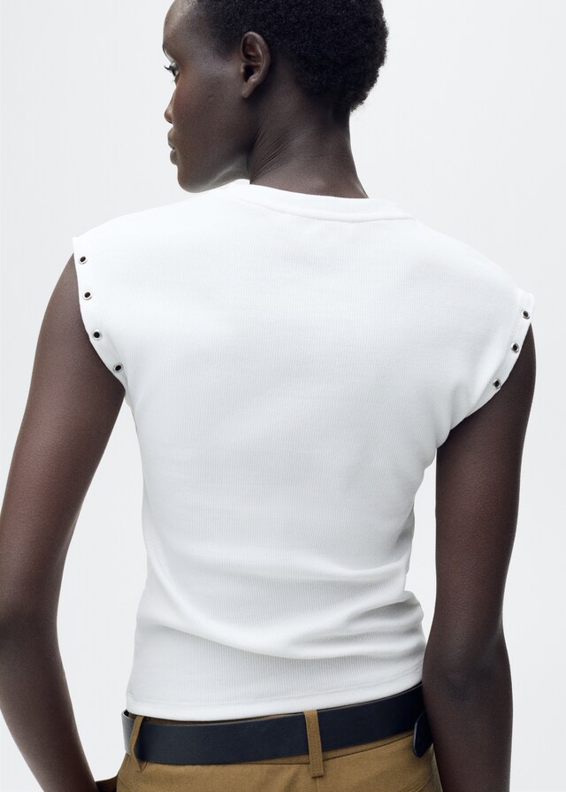 Mango Camiseta canalé ribete troquelado Descuentos del mes