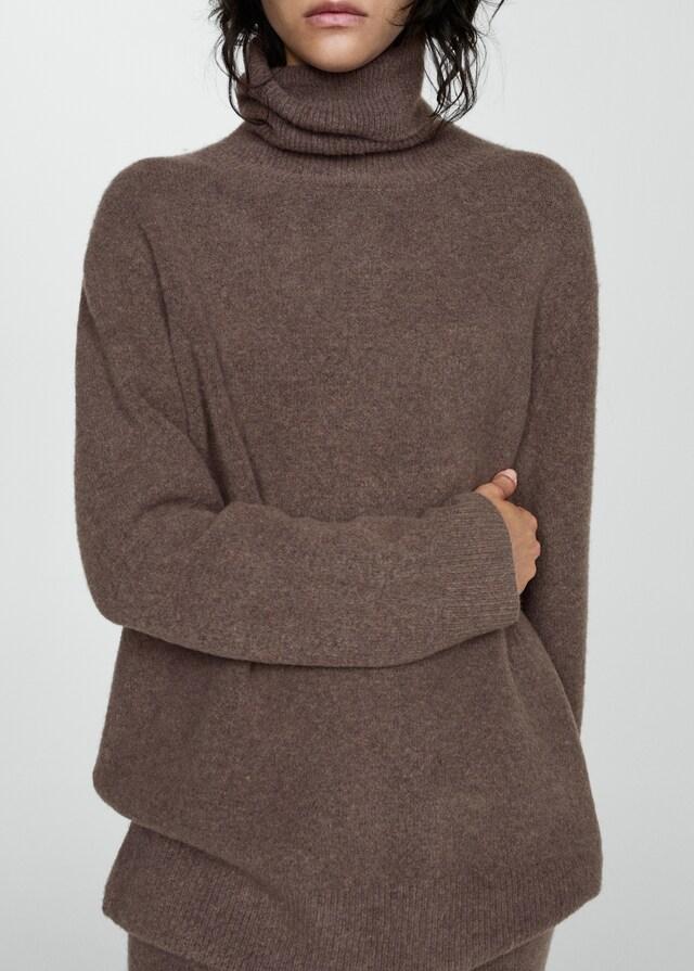 Mango Jersey punto cuello alto COMPRAR AHORA