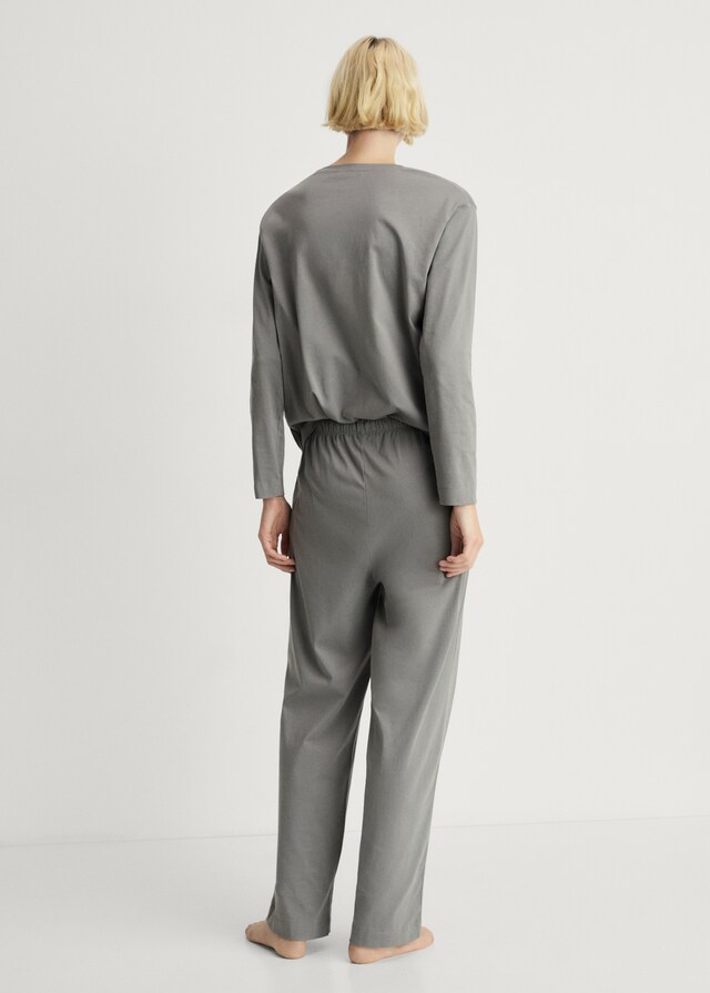 Mango Pijama dos piezas algodón diseño liso Últimos 2 días