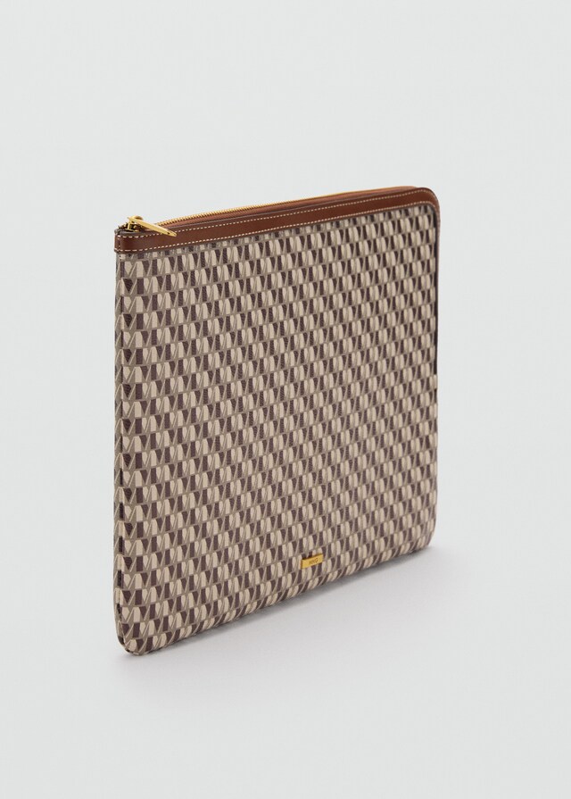 Mango Funda ordenador estampado logo Últimos 2 días